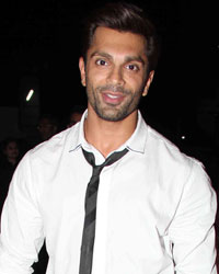 Karan Singh Grover Spotted at Juhu Pvr