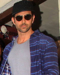 Hrithik Roshan Snapped at Pvr Juhu Mumbai with his Kids