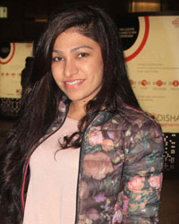 Tulsi Kumar Snapped at International Airport