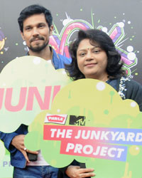 Randeep Hooda alongwith MP from New Delhi constituency Meenakshi Lekhi unveiled the Dunk Junk Branded Dumper Trucks for parle and MTV Junkyard project in New Delhi