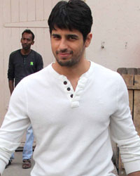 Sidharth Malhotra spooted at mehboob studio