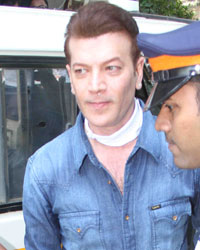 Aditya Pancholi produced to bandra court pictures