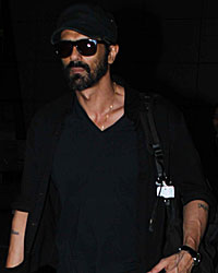 Arjun Rampal Spoted Domestic Airport