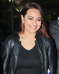 Sonakshi Sinha snapped at airport