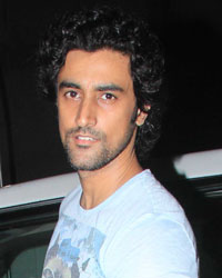 Kunal Kapoor spotted at Juhu PVR