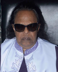 Ravindra Jain during the song recording of film 'Anna'