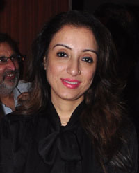 Anand Rai, Madhurima and Sonu Nigam during the premiere of 'Tanu Wed Manu Returs' at PVR, Juhu