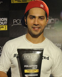 Varun Dhawan at Ponds' Pollution Out Face Wash launch