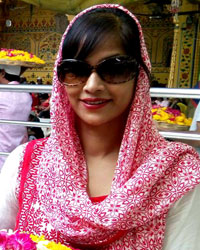 Tanisha Singh visits Ajmer Sharif