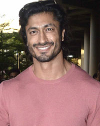 Vidyut Jamwal at Airport