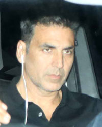 Akshay Kumar at Mumbai Airport