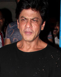 Shah Rukh Khan Spotted at Olive Bar