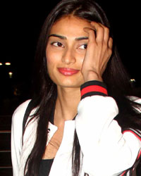 Athiya Shetty snapped at airport