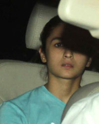 Alia Bhatt snapped at Bandra