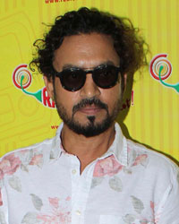 Irrfan Khan promote Madaari at Radio Mirchi