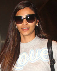 Daisy Shah snapped at airport