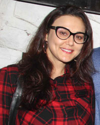 Preity Zinta, Salman Khan and Anu Dewan Snapped at Domestic Airport