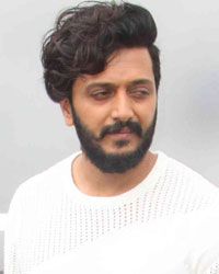 Ritesh Deshmukh