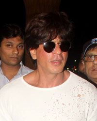 Shahrukh Khan snapped at airport