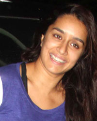 Shraddha Kapoor snapped Andheri out side of Rehearsal studio