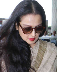 Rekha snapped at airport