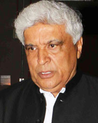 Javed Akhtar snapped at airport