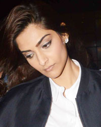 Sonam Kapoor snapped at airport