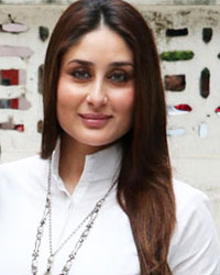 Celebrity nutrionist Rujuta Diwekar and Kareena Kapoor