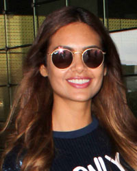 Esha Gupta snapped at airport