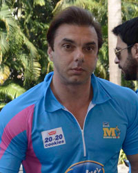 Sohail Khan at Domestic Airport