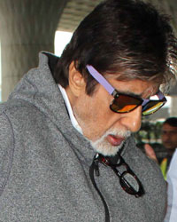 Amitabh Bachchan snapped at airport