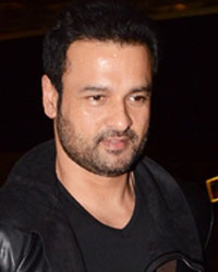 Rohit Roy and Manasi snapped at airport