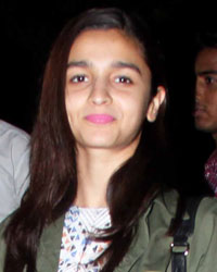 Alia Bhatt snapped at Hakkasan Bandra