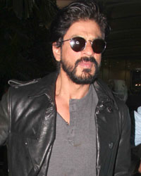 Shahrukh Khan Snapped at Domestic Airport