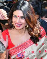 Priyanka Chopra visits Kamakhaya temple in Guwahati