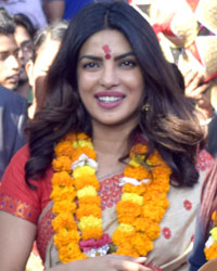 Priyanka Chopra visits Kamakhaya temple in Guwahati