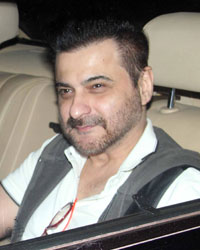 Sanjay Kapoor spotted at Shilpa Shetty's residence