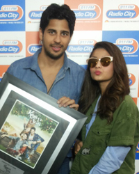 Alia Bhatt, Sidharth Malhotra and Fawad Khan visit Radio City 91.1FM to promote their upcoming film 'Kapoor