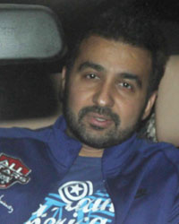 Raj Kundra spotted at Mumbai airport