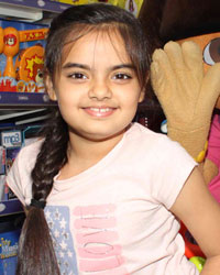 Child actor Ruhanika Dhawan opens new Simba toy store