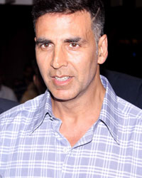 Akshay Kumar at Mumbai Airport