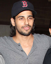 Sidharth Malhotra Spotted At Hakim's Aalim Salon