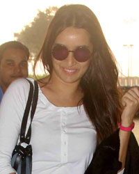 Shraddha Kapoor Snapped at International Airport along with her Mom