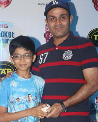 Virender Sehwag meet and greet with big fm contest winner