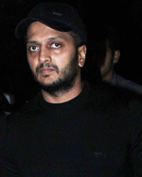 Ritesh Deshmukh at airport