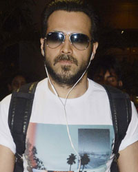 Emran Hashmi at Airport