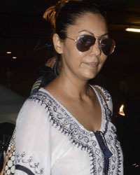 Gauri Khan snapped at airport