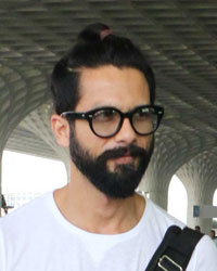 Shahid Kapoor snapped at airport