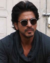 Shah Rukh Khan snapped at Mehboob Studio, Bandra