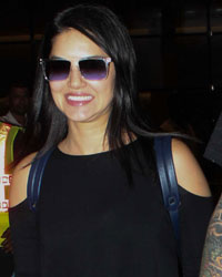 Sunny Leone and Daniel Webber snapped at airport